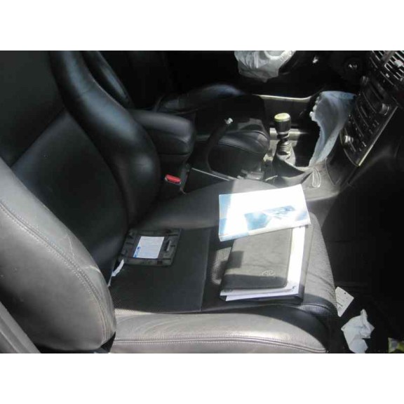 toyota avensis berlina (t25) del año 2005