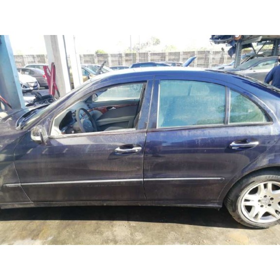 mercedes-benz clase e (w211) berlina del año 2004