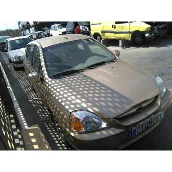 kia rio del año 2003