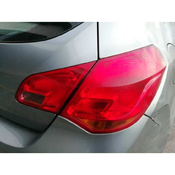 opel astra j lim. del año 2010