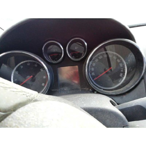 opel astra j lim. del año 2010