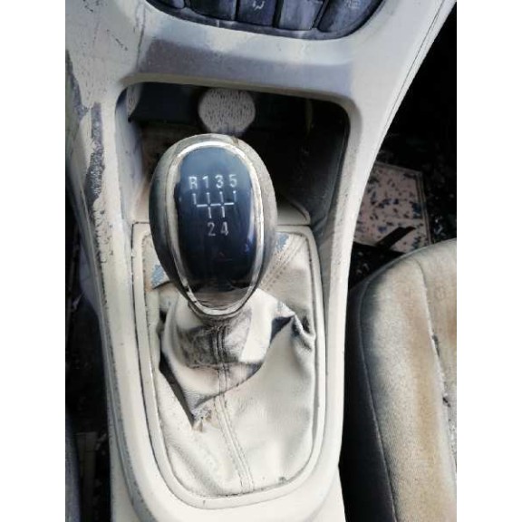 opel astra j lim. del año 2010