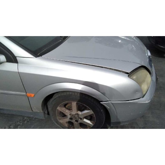 opel vectra c berlina del año 2003