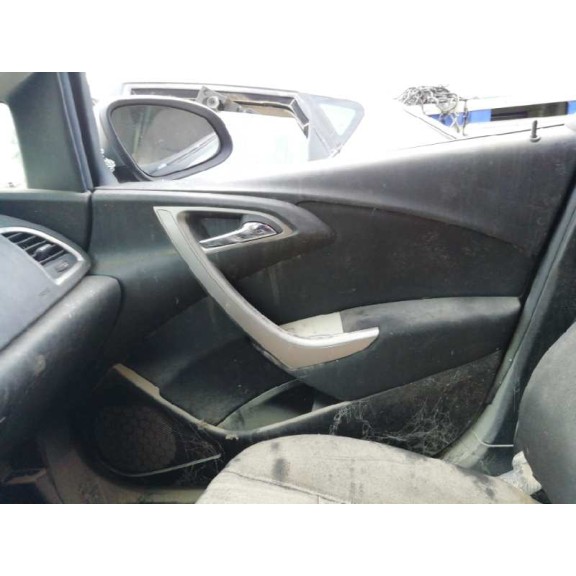 opel astra j lim. del año 2010