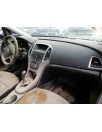 opel astra j lim. del año 2010