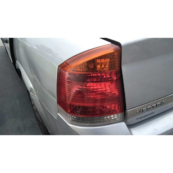 opel vectra c berlina del año 2003