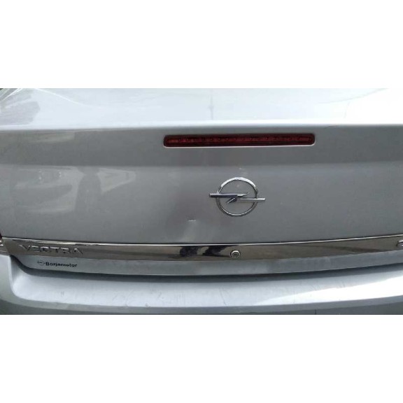 opel vectra c berlina del año 2003