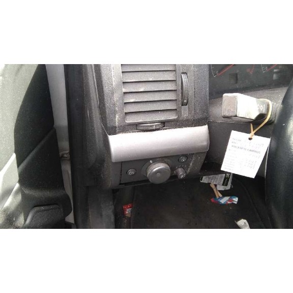 opel vectra c berlina del año 2003