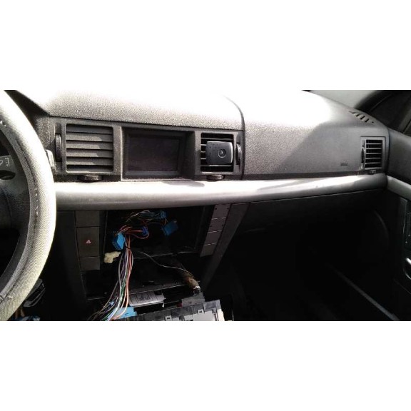 opel vectra c berlina del año 2003