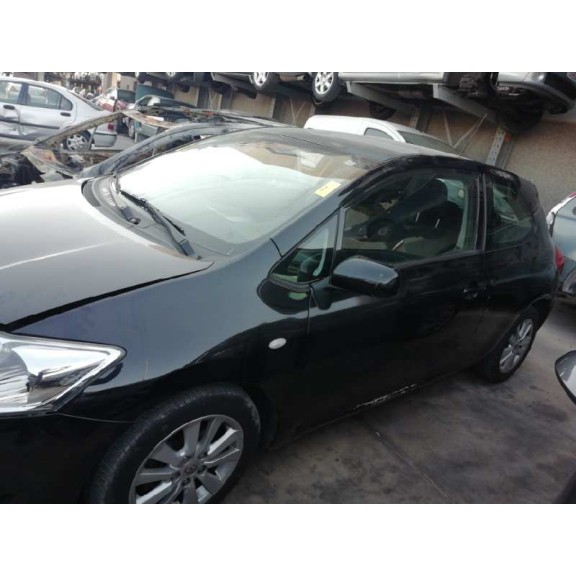 toyota auris del año 2007