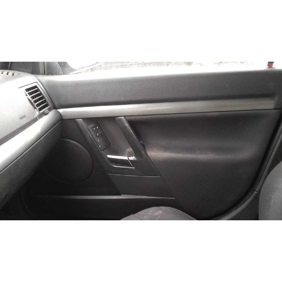 opel vectra c berlina del año 2003