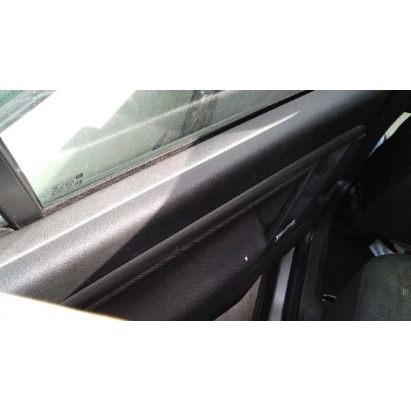 opel vectra c berlina del año 2003