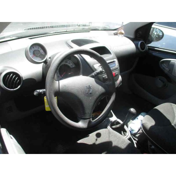 peugeot 107 del año 2009