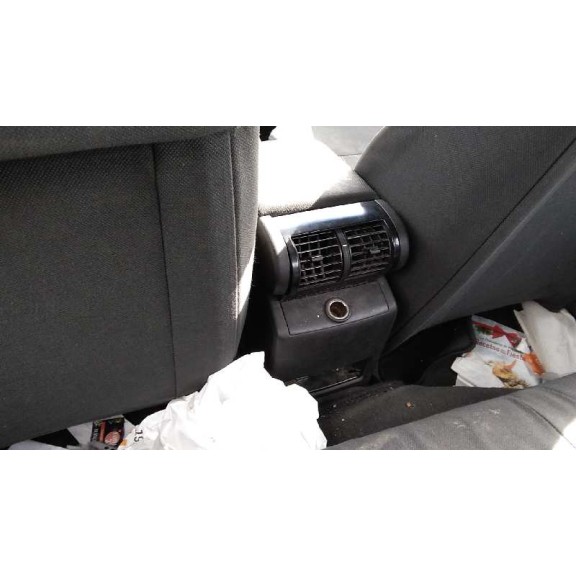 opel vectra c berlina del año 2003