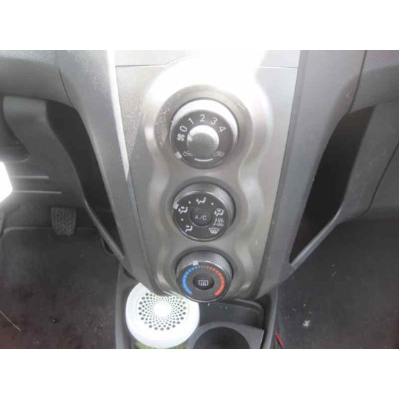 toyota yaris del año 2009