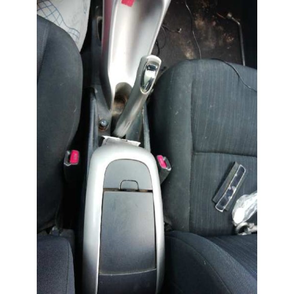 toyota auris del año 2007