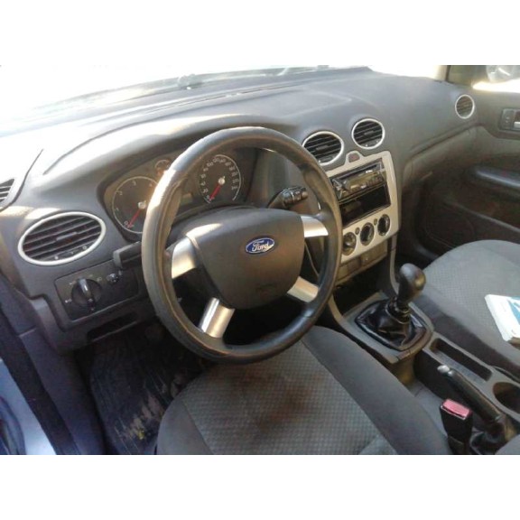 ford focus berlina (cap) del año 2006
