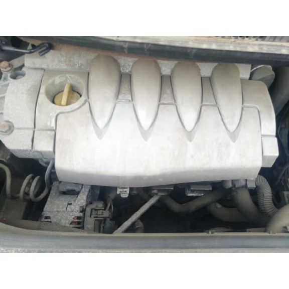 renault grand scenic del año 2005