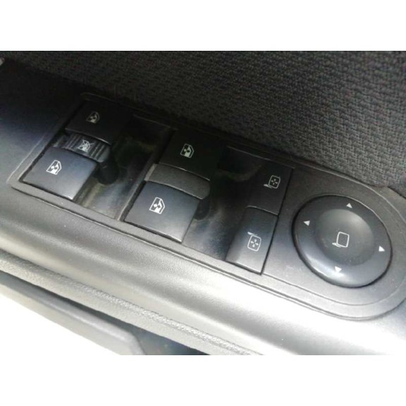 opel astra h berlina del año 2005