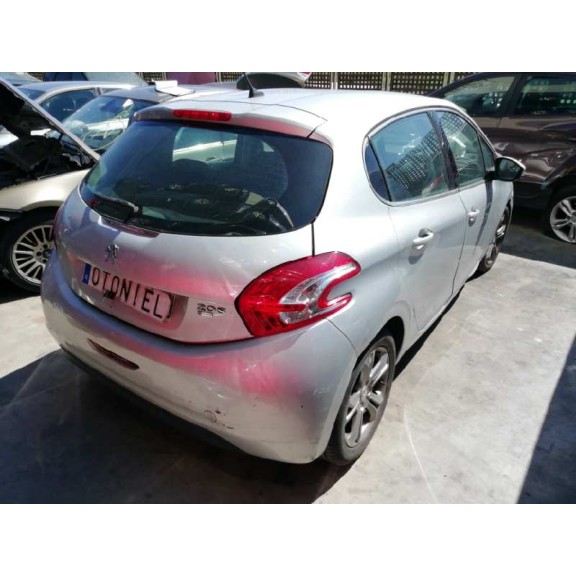 peugeot 208 del año 2014