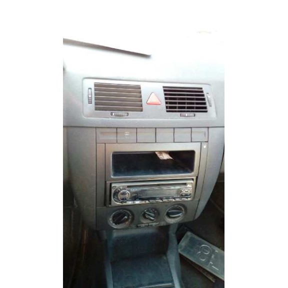 skoda fabia (6y2/6y3) del año 2004