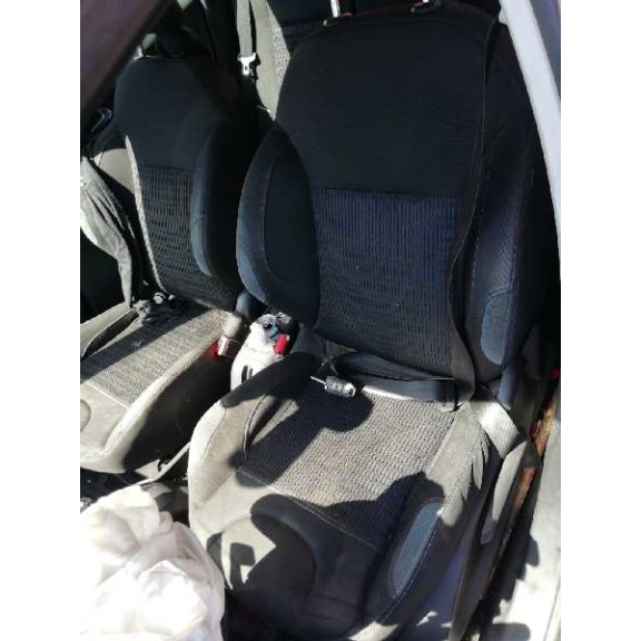 peugeot 208 del año 2014