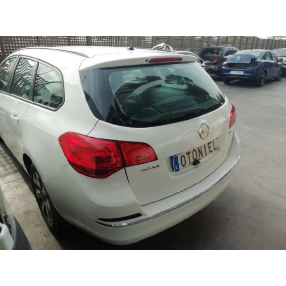 opel astra j sports tourer del año 2014