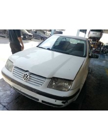 volkswagen bora berlina (1j2) del año 2002