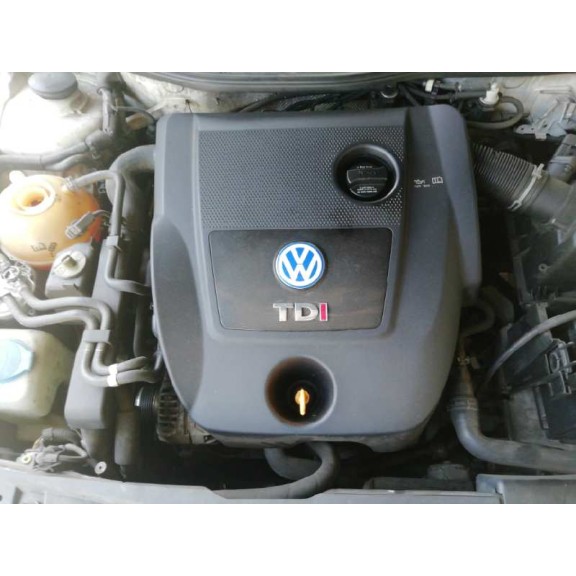 volkswagen bora berlina (1j2) del año 2002