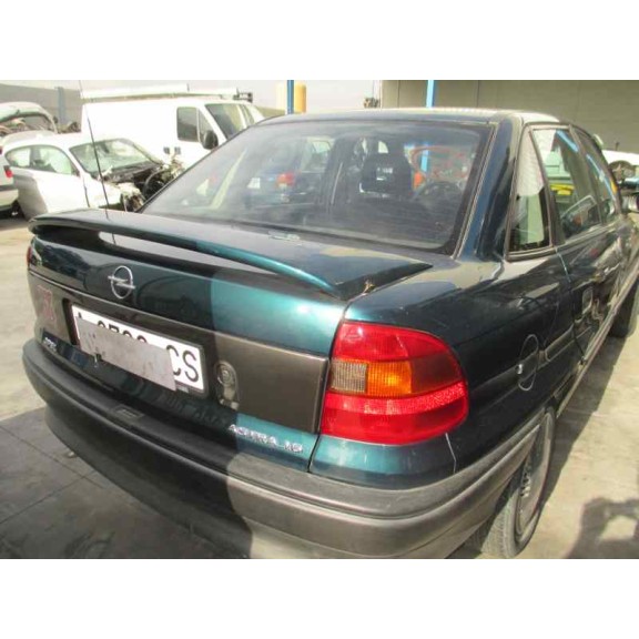opel astra f berlina del año 1995