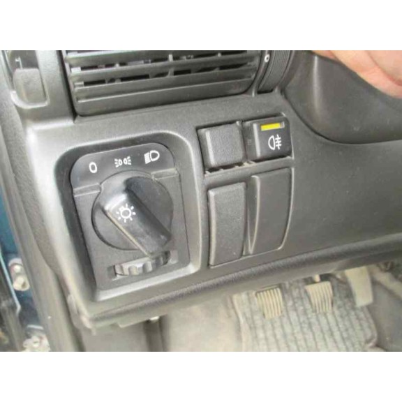 opel astra f berlina del año 1995