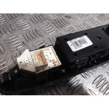 Recambio de mando elevalunas delantero izquierdo para kia soul 1.6 crdi cat referencia OEM IAM 4864901210  