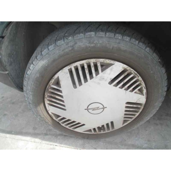 opel astra f berlina del año 1995