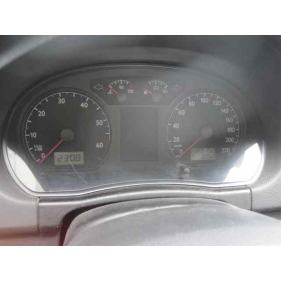 volkswagen polo (9n1) del año 2002