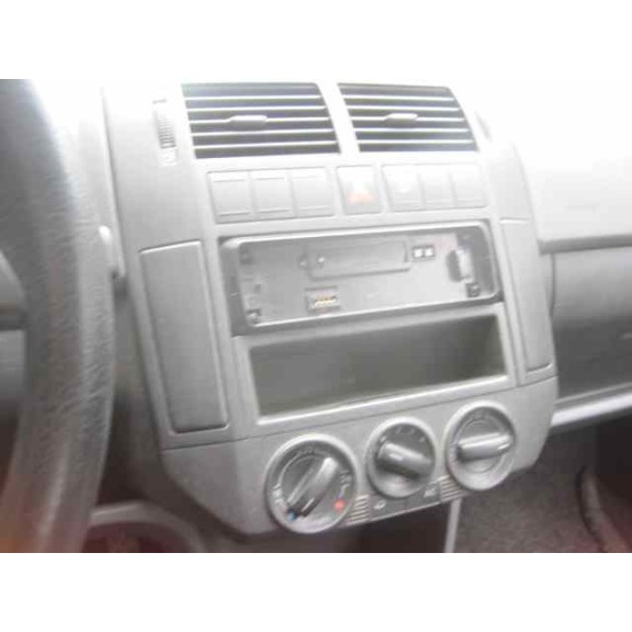 volkswagen polo (9n1) del año 2002