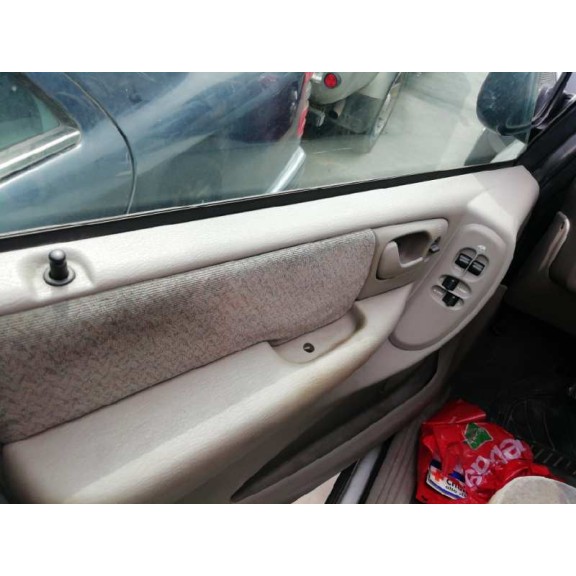 chrysler voyager (rg) del año 2003