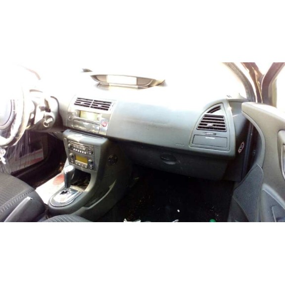 citroën c4 berlina del año 2007