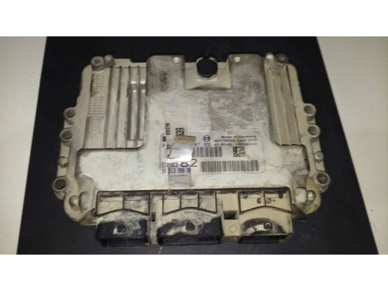 Recambio de centralita motor uce para peugeot 206 berlina x-line refri referencia OEM IAM 9651399080 0281010707 