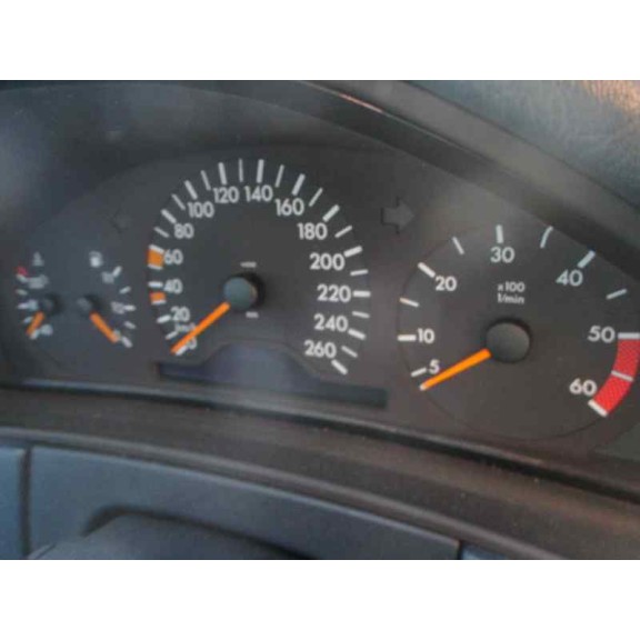 mercedes-benz clase e (w210) berlina diesel del año 1998