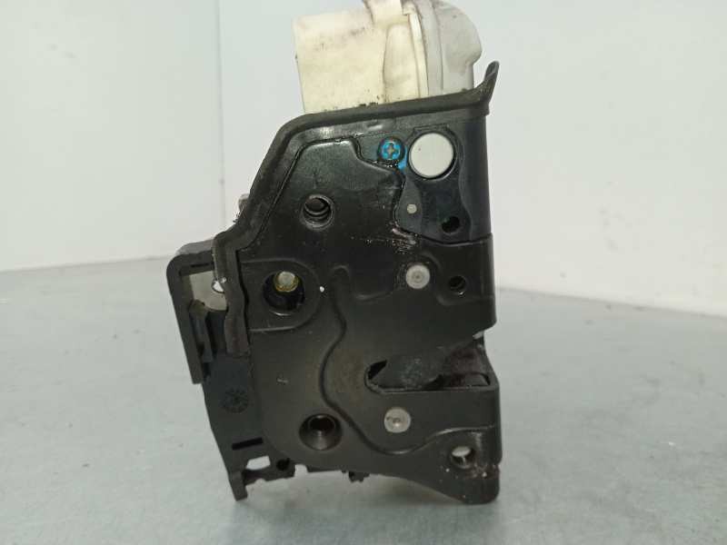 Recambio de cerradura puerta delantera izquierda para volkswagen passat berlina (3c2) advance referencia OEM IAM 3C1837015A  9 P