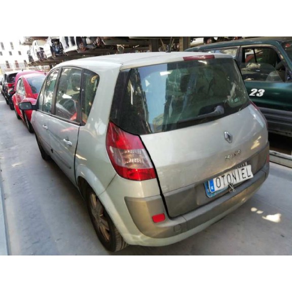renault scenic ii del año 2004