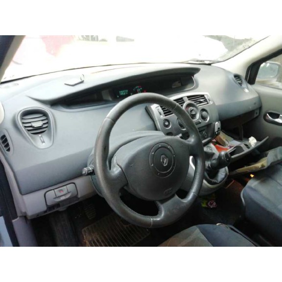 renault scenic ii del año 2004