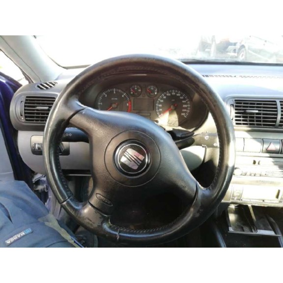 seat toledo (1m2) del año 2001