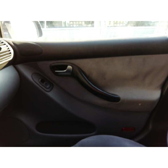 seat toledo (1m2) del año 2001