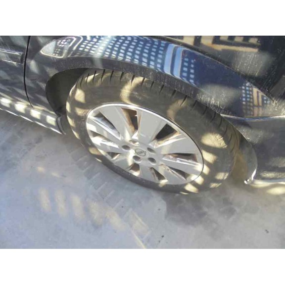 opel vectra c berlina del año 2002