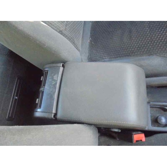 opel vectra c berlina del año 2002