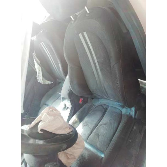 bmw serie 1 lim. (f40) del año 2021