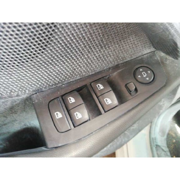 bmw serie 1 lim. (f40) del año 2021