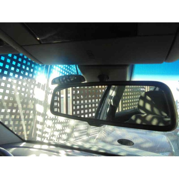 opel vectra c berlina del año 2002