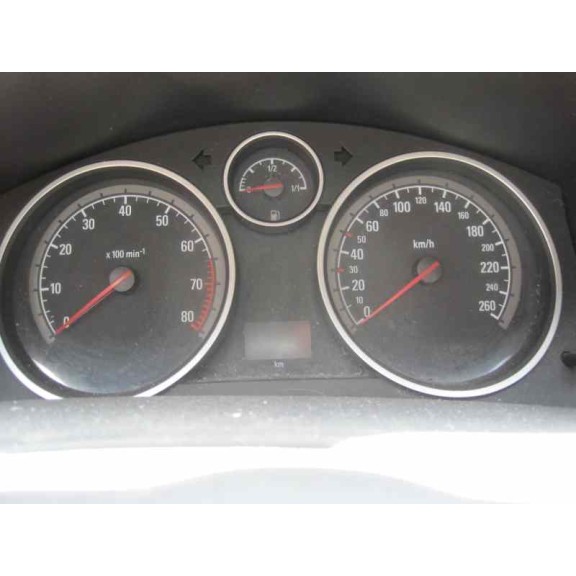 opel astra h berlina del año 2004